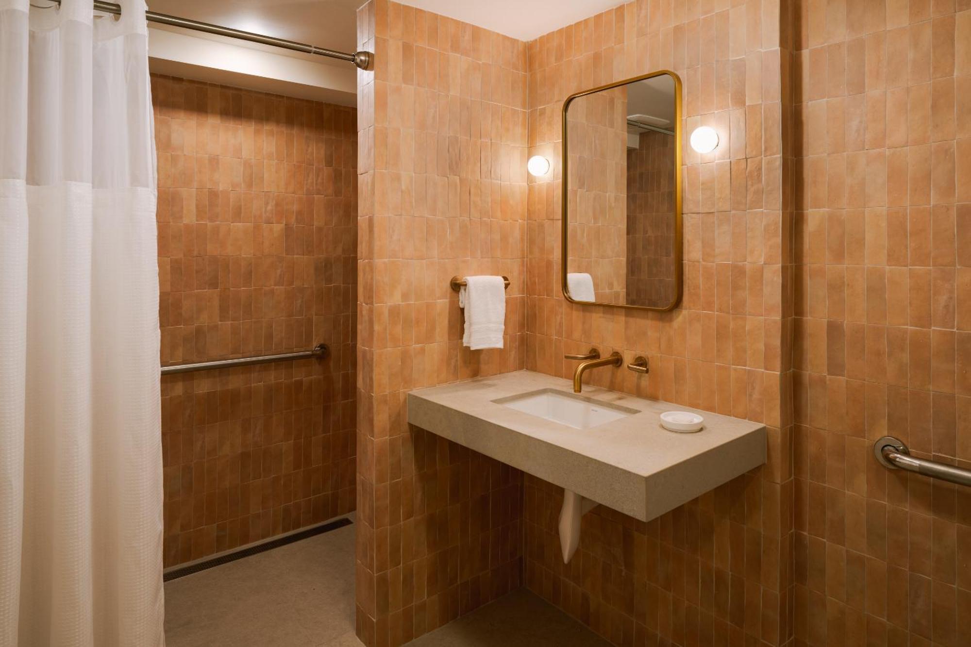 Woods Cove Hotel Laguna Beach, Sonder Room photo